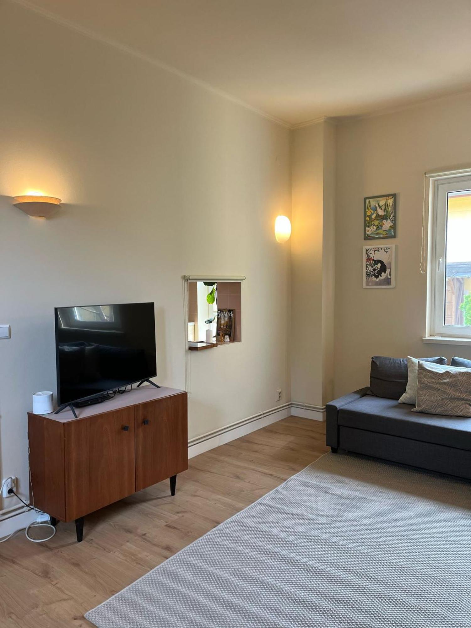 Guesthouse With 3 Apartments, Just Outside Berlin, Near To Tesla Burig Eksteriør billede